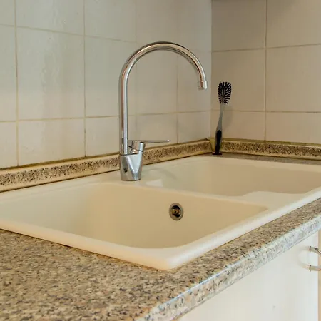 Welc-om Urban Nest Apartman